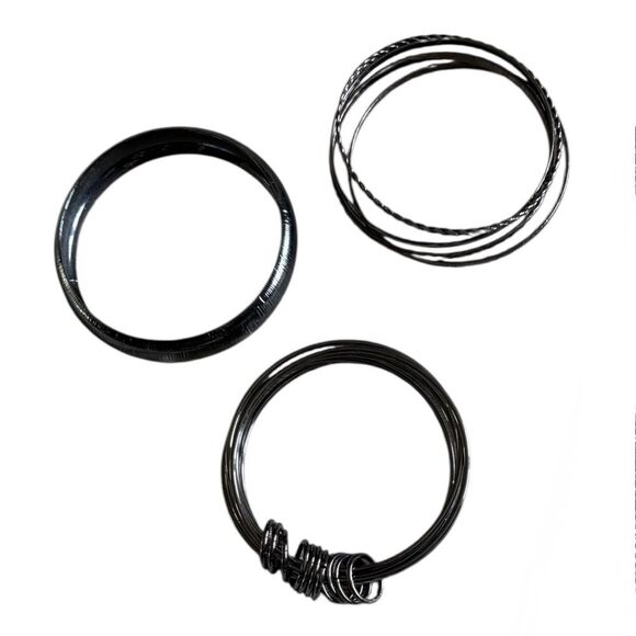 Black Jewelry Set Necklace Heart Pendant Bangle Bracelets Witchy Goth Bundle - Picture 3 of 3